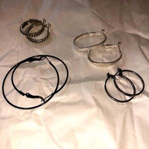 🔥5/$50 Bundle of Hoop Earrings ~ 4 pairs!
